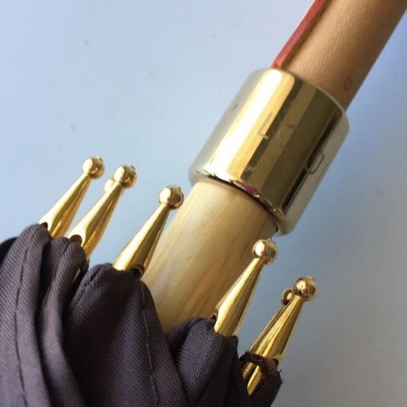 LOUIS VUITTON x MURAKAMI Monogram Cherries (Cerises) Umbrella - Picture 5 of 12